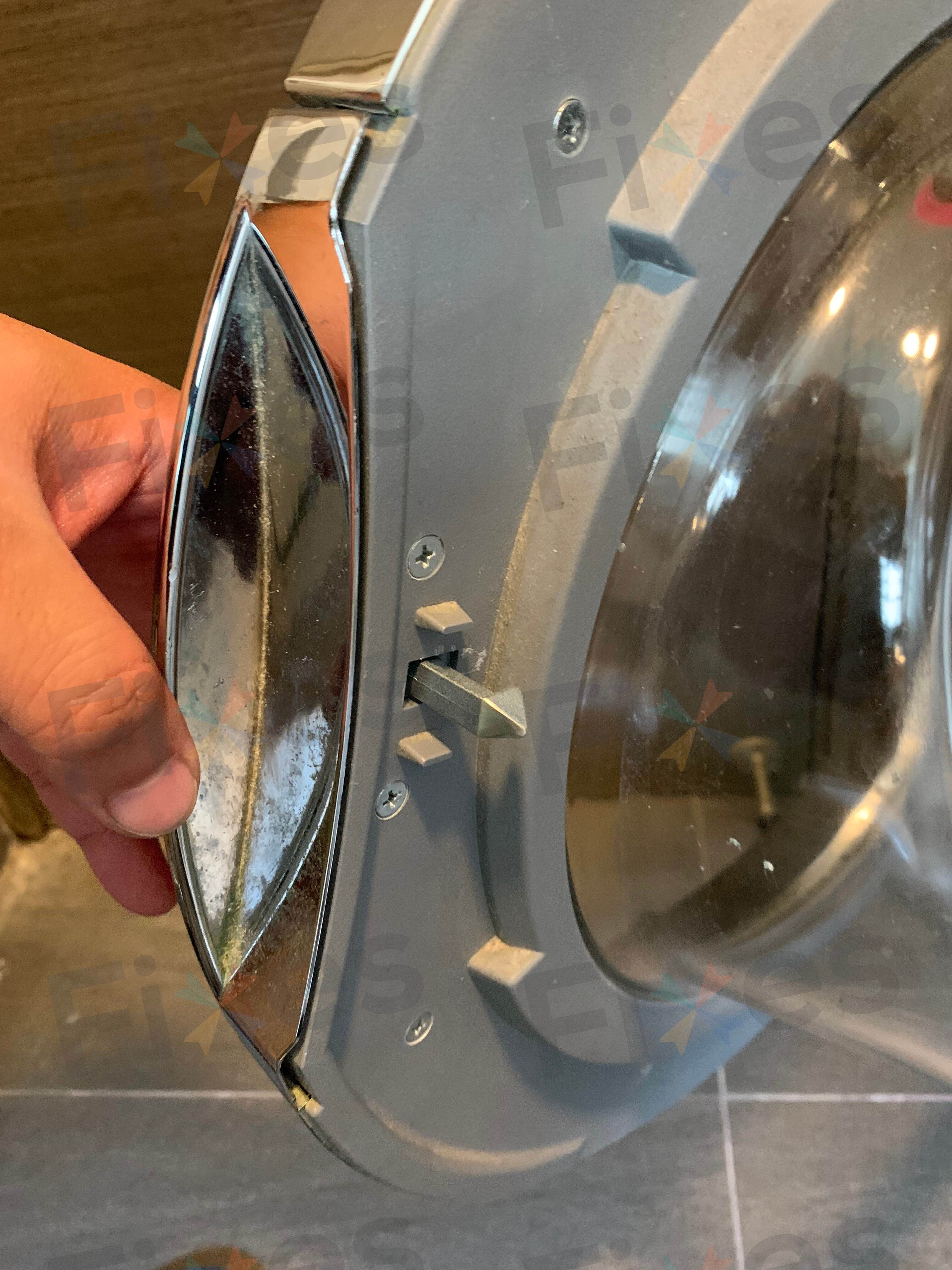 維修洗衣機：更換門勾完成（Brandt白朗牌BWF5712A）
