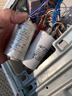 維修洗衣機：更換電容（Zanussi金章牌F550）