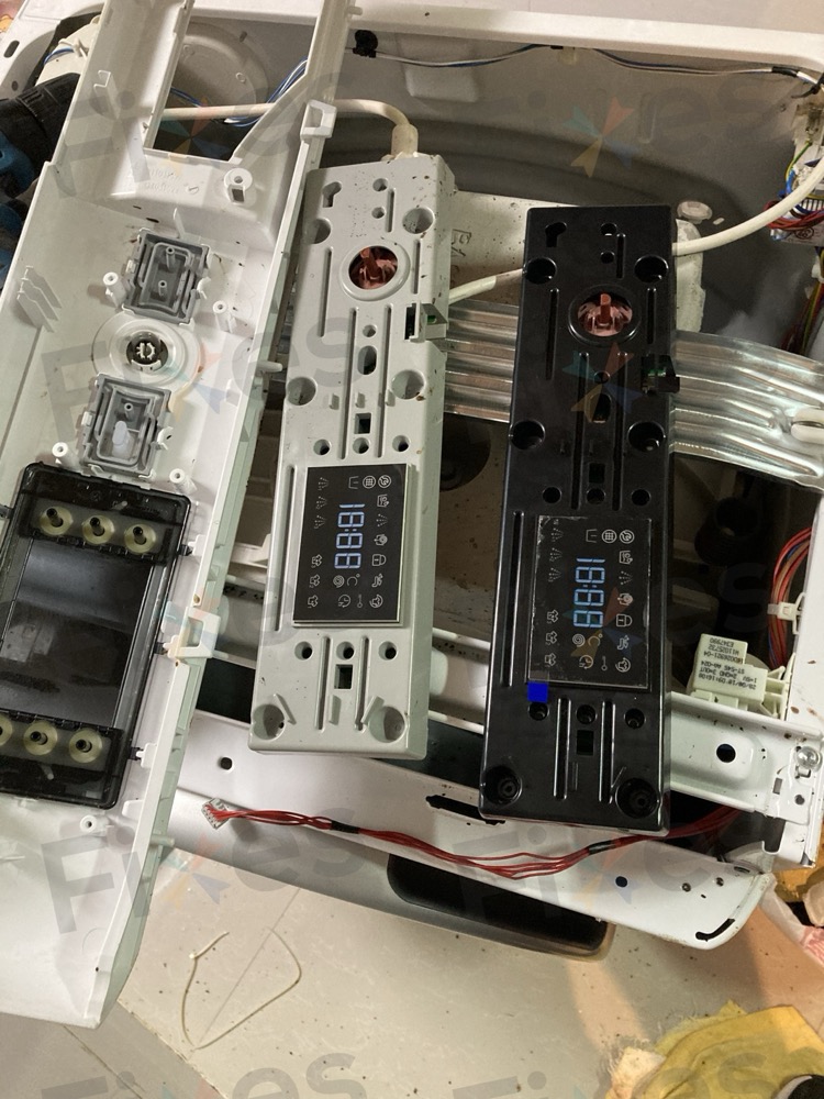 更換電子板