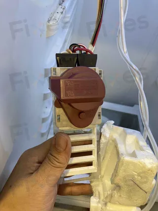 F008013 電子風閘