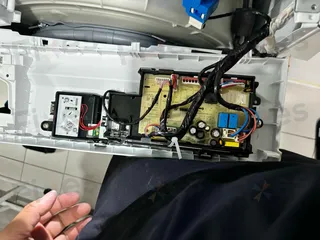 W008301 電子板